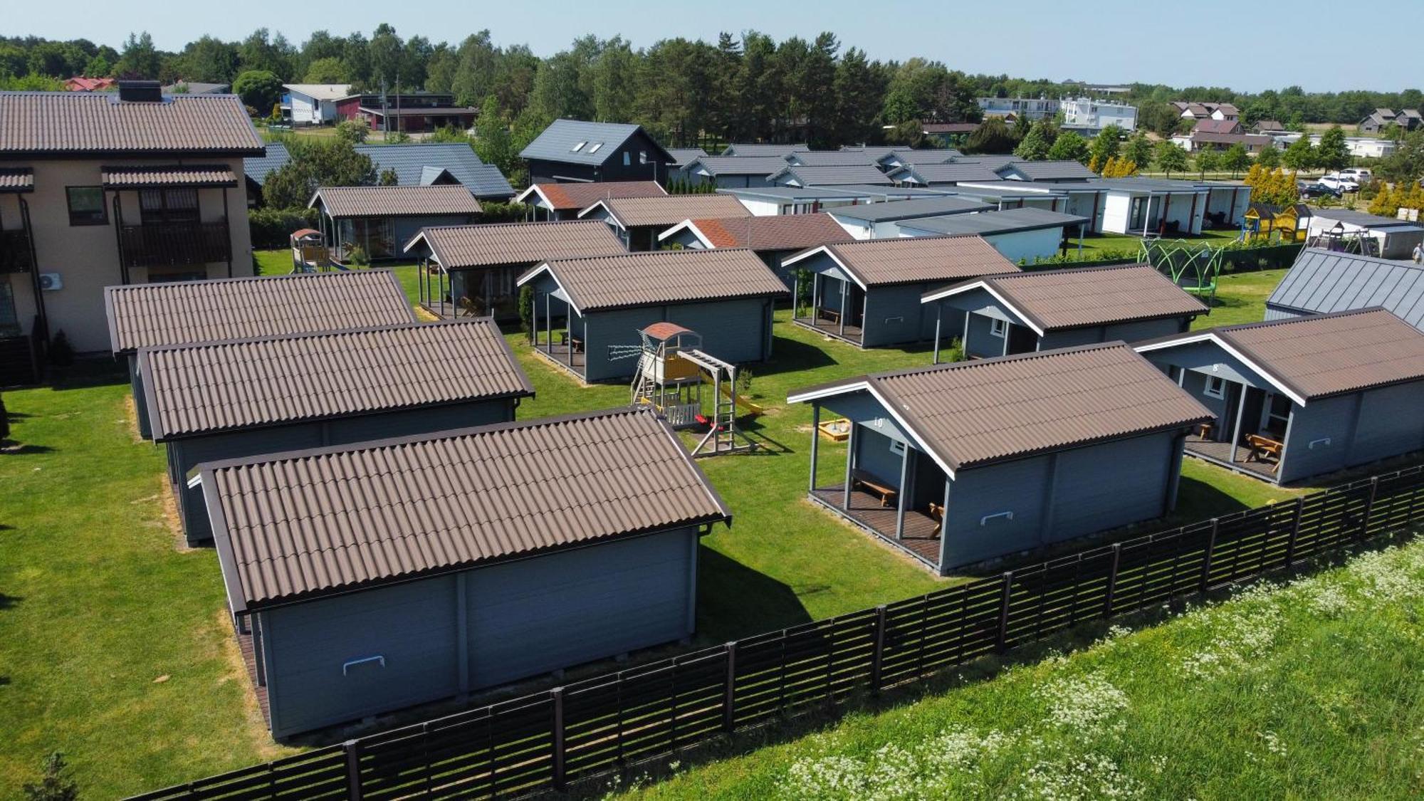Nameliai Penkios Gulbes Feriehus